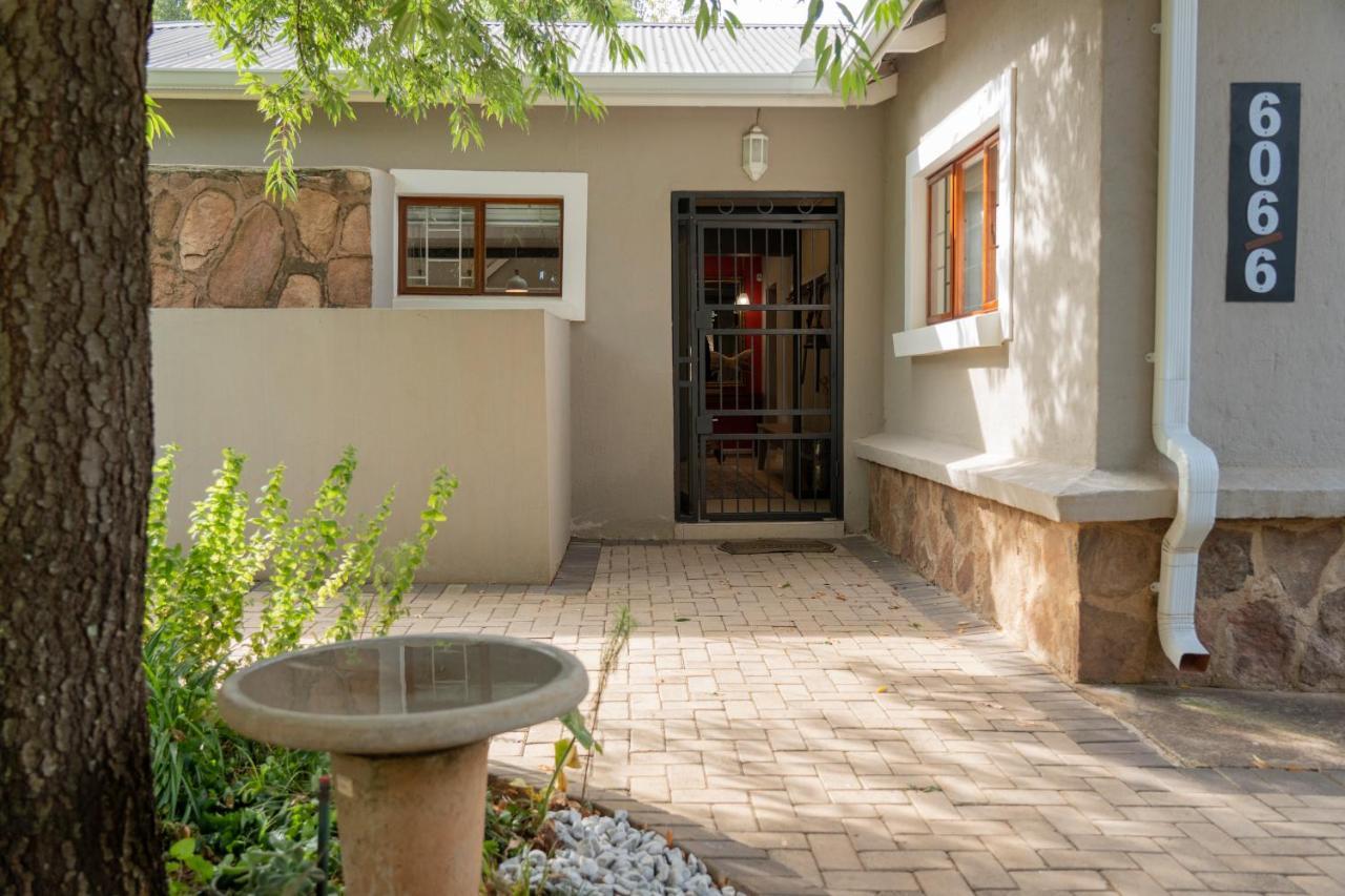 Rueby'S Guesthouse Dullstroom Zewnętrze zdjęcie